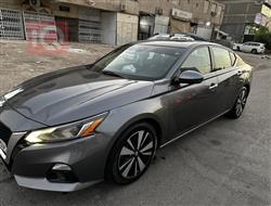 نيسان ألتيما